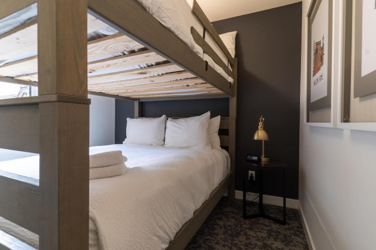 Basecamp Suites Canmore Exteriör bild